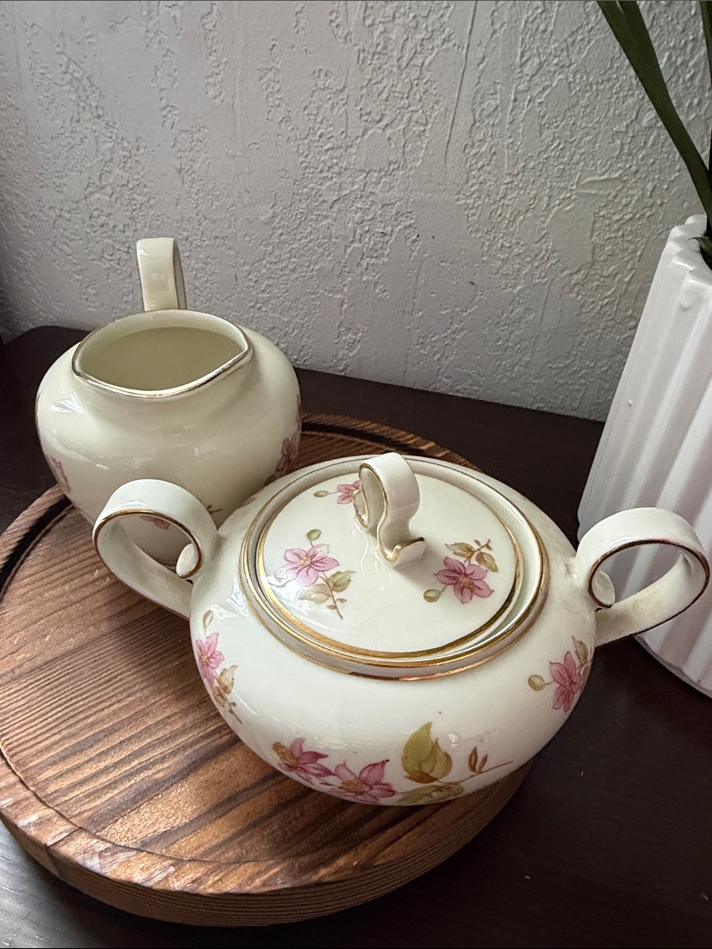 Franconia Krautheim selb Bavaria  set of Cream and Sugar with Pink Floral - Picture 2 of 12
